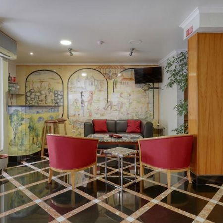 Hotel Nova Cidade อามาโดรา ภายนอก รูปภาพ