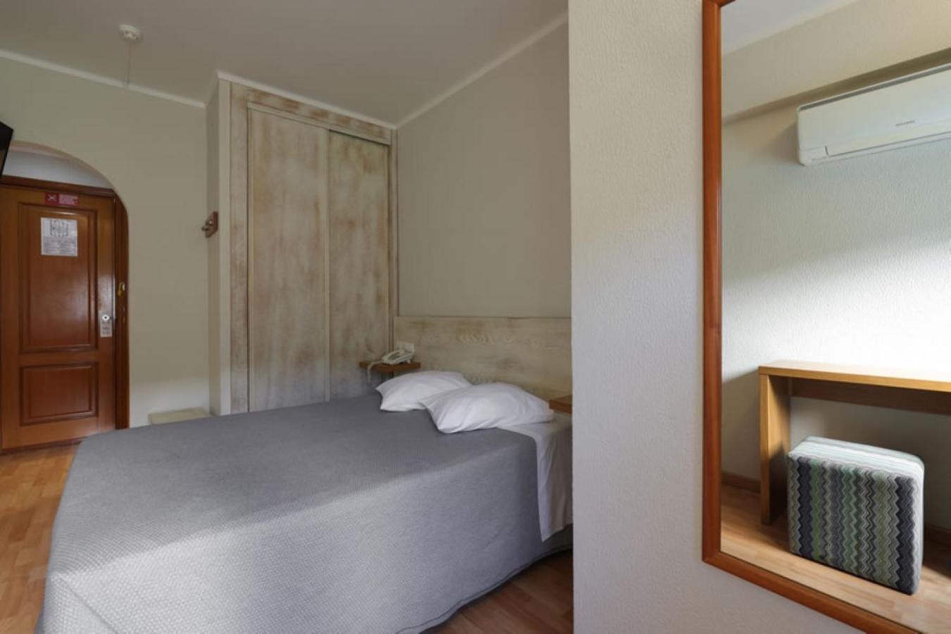 Hotel Nova Cidade อามาโดรา ภายนอก รูปภาพ